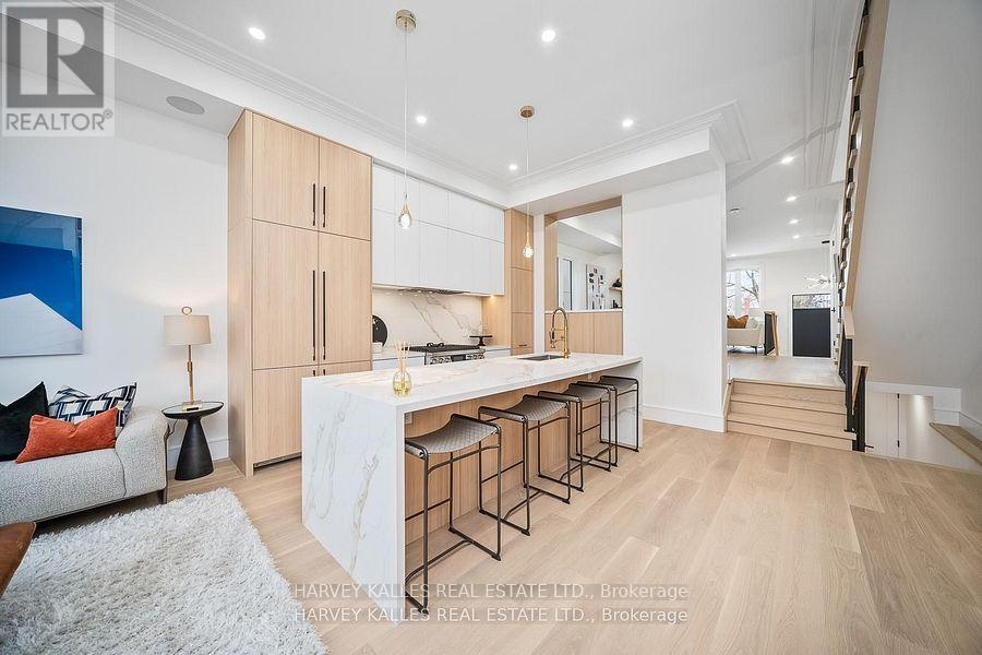 67 Lesmount Avenue, Toronto, Ontario  M4J 3V7 - Photo 11 - E12456118