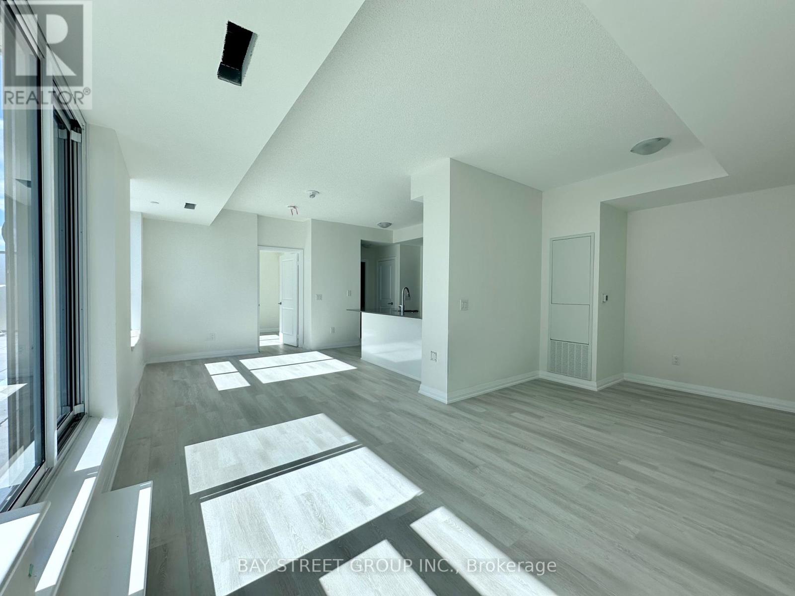 510 - 3260 Sheppard Avenue E, Toronto, Ontario  M2N 3B4 - Photo 5 - E12456199