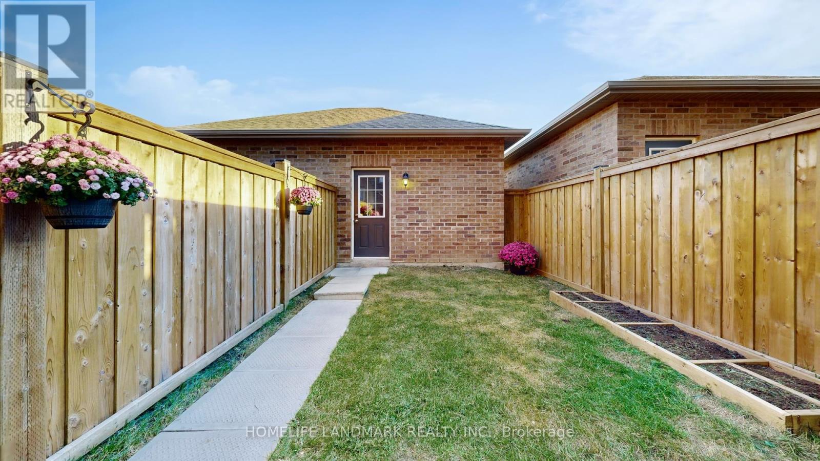 575 White's Hill Avenue, Markham, Ontario  L6B 1N9 - Photo 49 - N12455852