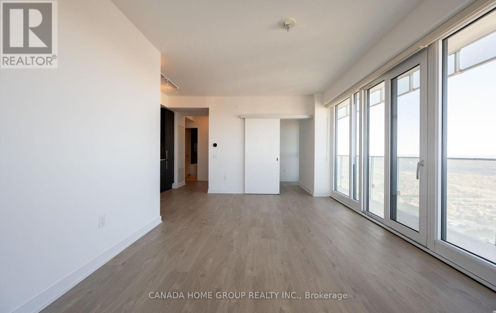 5510 - 3900 Confederation Parkway, Mississauga, Ontario  L5B 0M3 - Photo 15 - W12389550