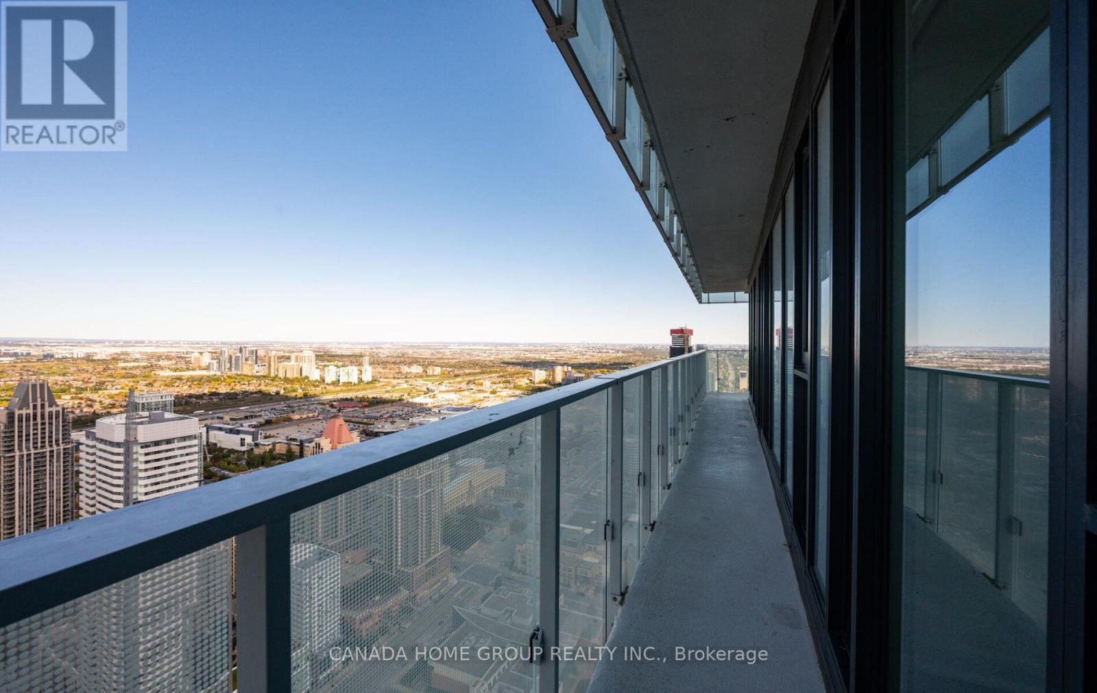 5510 - 3900 Confederation Parkway, Mississauga, Ontario  L5B 0M3 - Photo 32 - W12389550