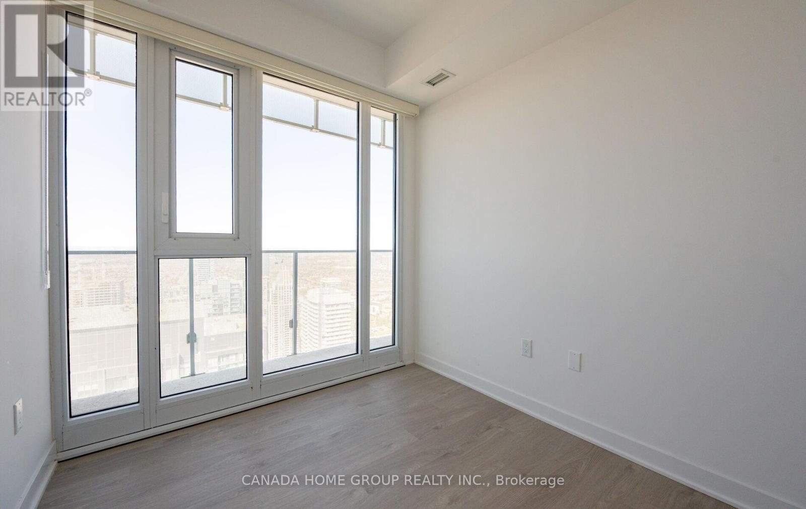5510 - 3900 Confederation Parkway, Mississauga, Ontario  L5B 0M3 - Photo 26 - W12389550