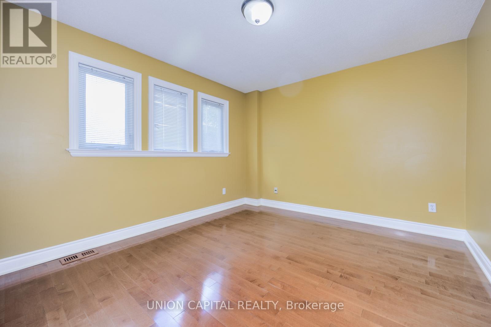 82 Old Yonge Street, Aurora, Ontario  L4G 6C7 - Photo 16 - N12456083