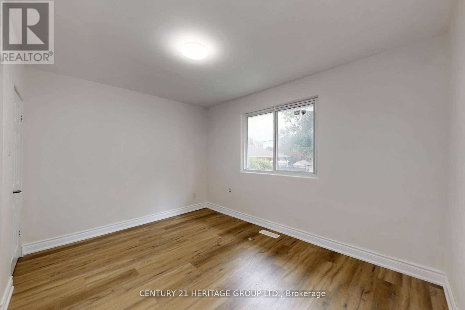 144 Maurice Court, Newmarket (Bristol-London), Ontario  L3Y 2W2 - Photo 16 - N12456103