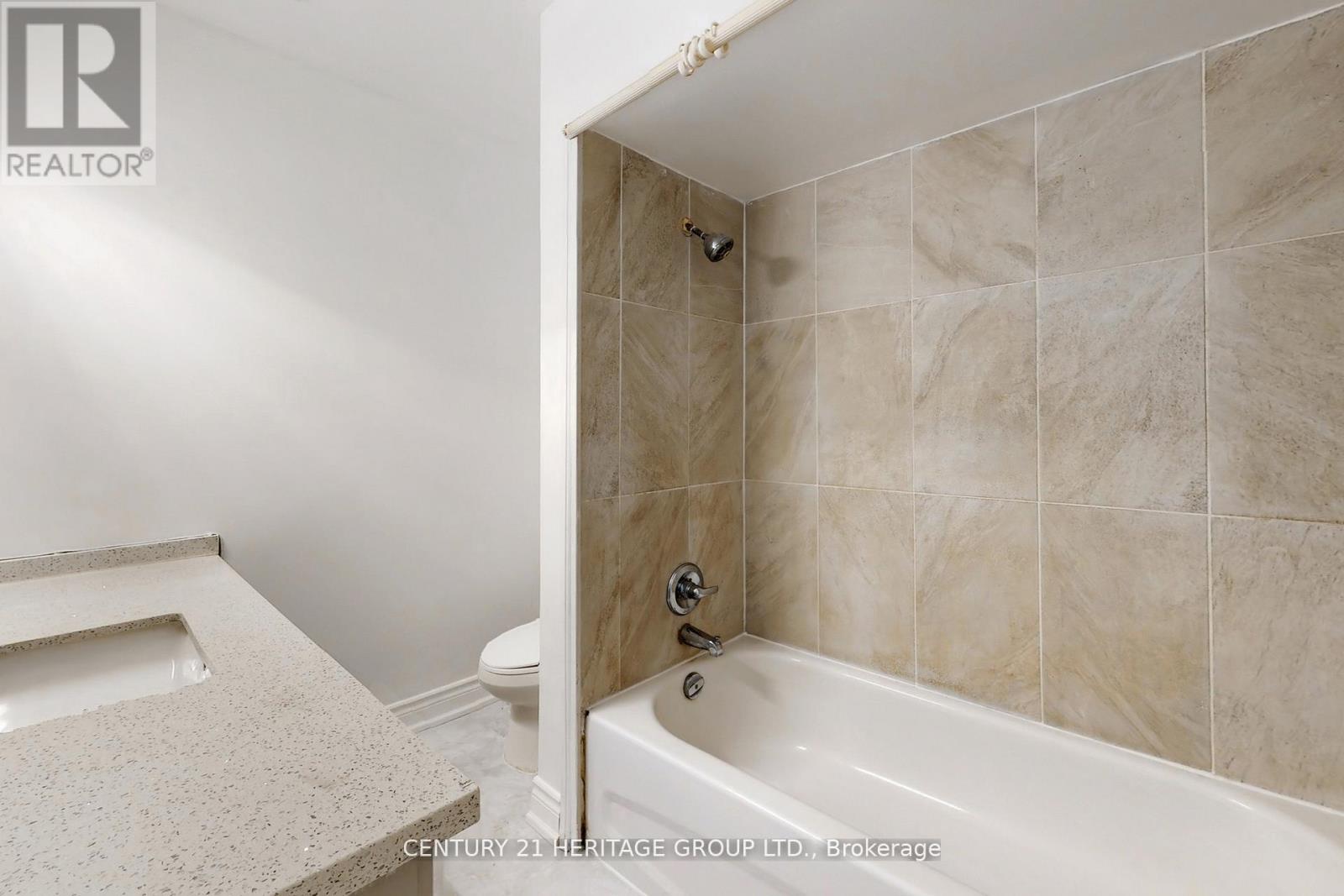 144 Maurice Court, Newmarket (Bristol-London), Ontario  L3Y 2W2 - Photo 20 - N12456103