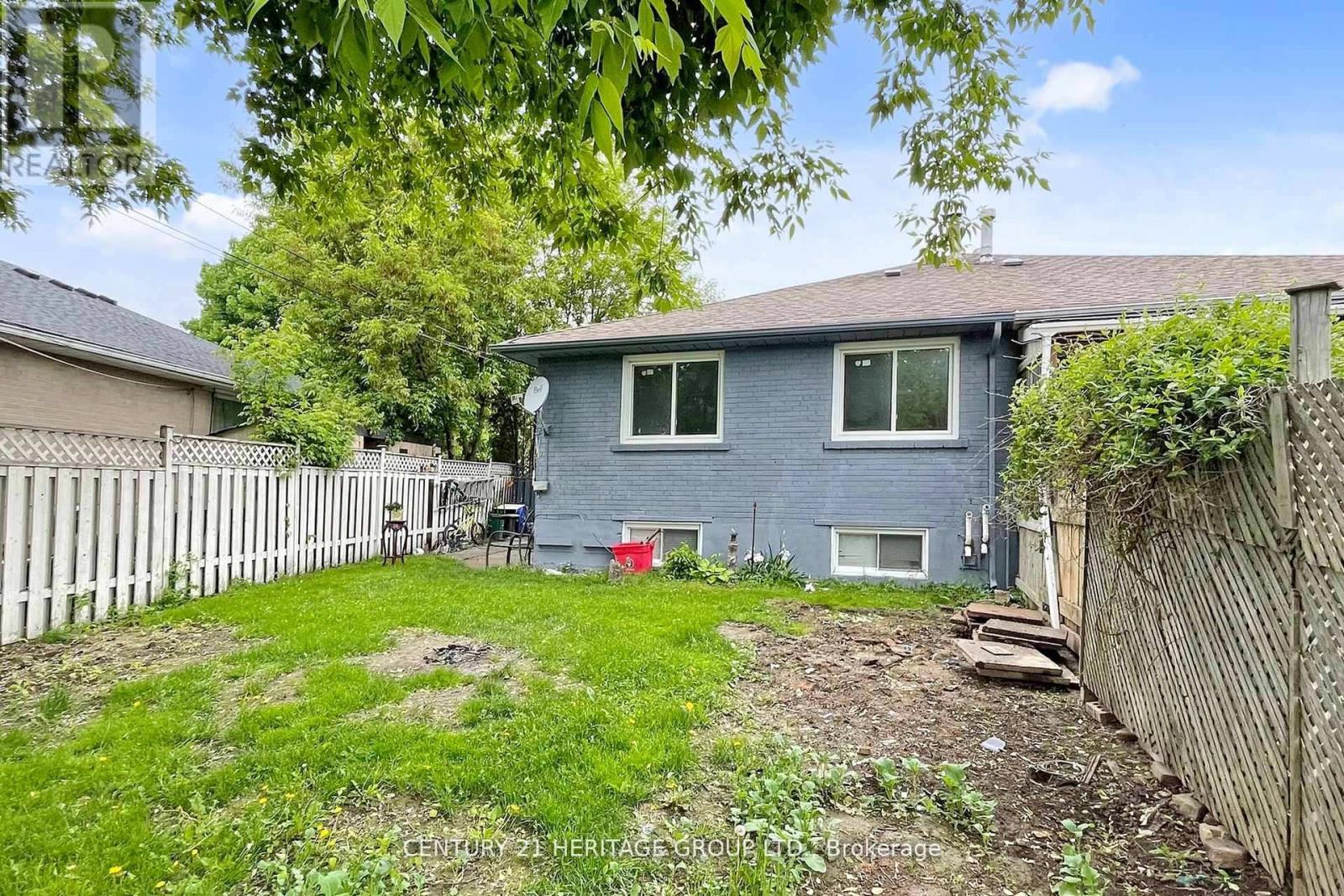 144 Maurice Court, Newmarket (Bristol-London), Ontario  L3Y 2W2 - Photo 41 - N12456103