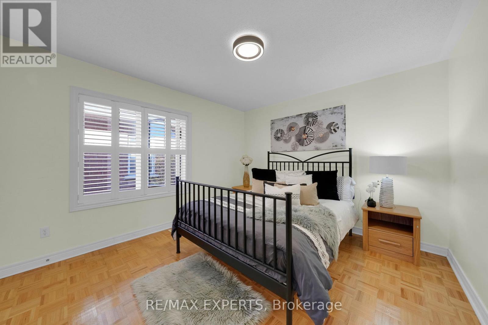 119 Vellore Avenue, Vaughan (Vellore Village), Ontario  L4H 2W4 - Photo 39 - N12456111