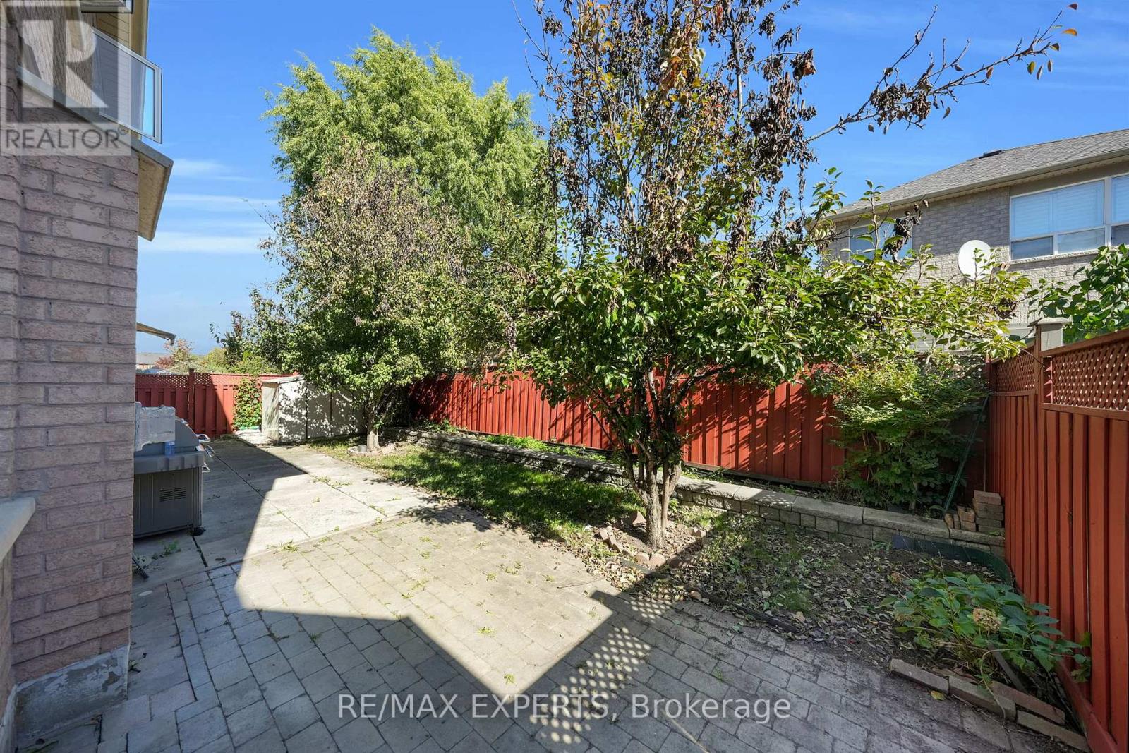119 Vellore Avenue, Vaughan (Vellore Village), Ontario  L4H 2W4 - Photo 45 - N12456111