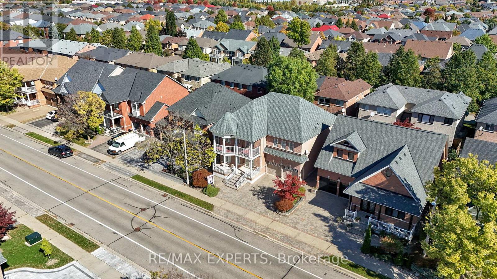 119 Vellore Avenue, Vaughan (Vellore Village), Ontario  L4H 2W4 - Photo 50 - N12456111