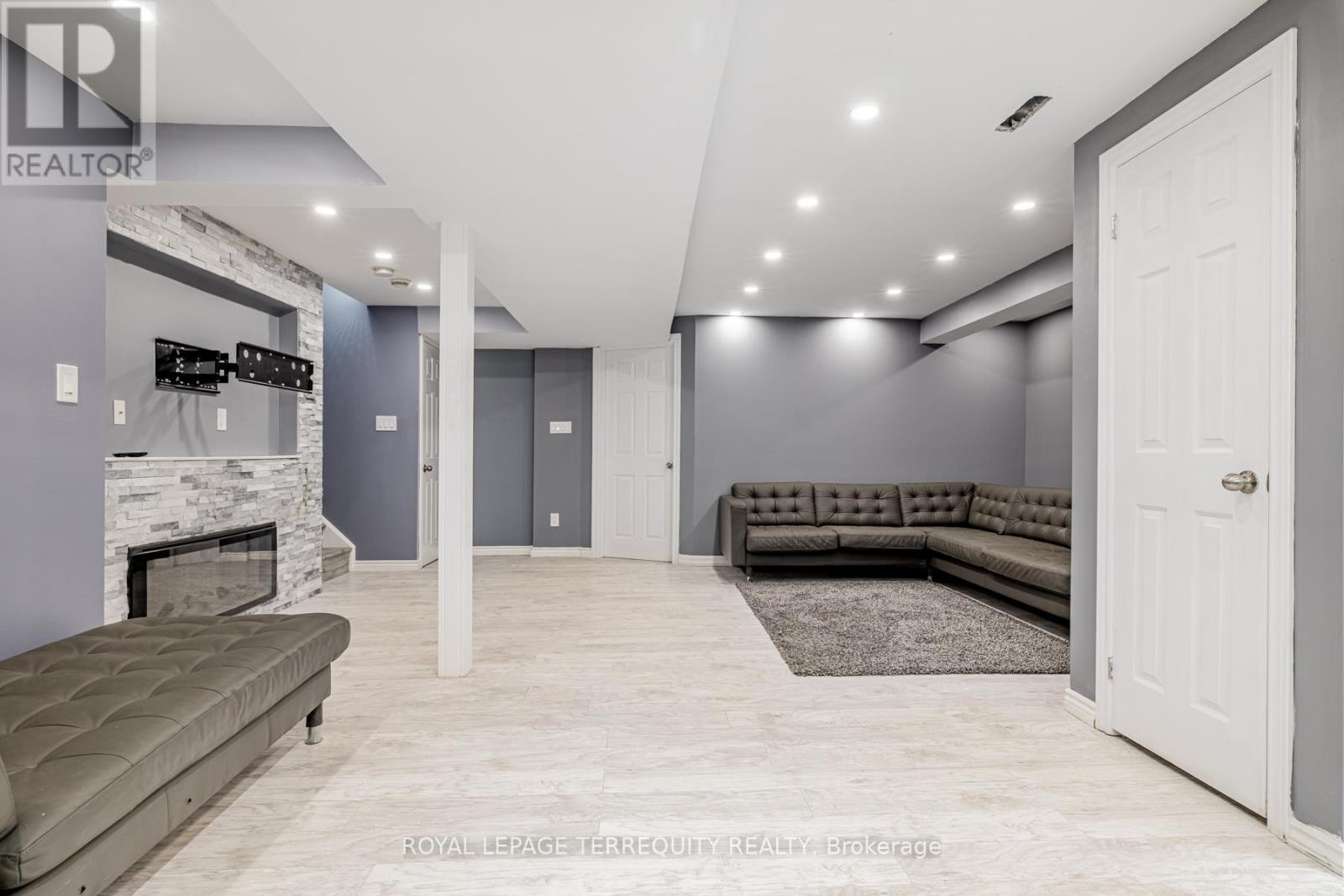 Bsmt - 60 Kaitlin Drive, Richmond Hill, Ontario  L4E 3W7 - Photo 3 - N12456153