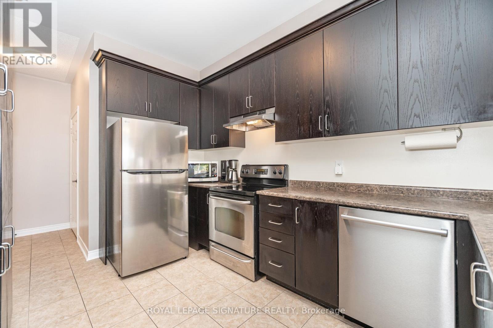 81 Paperbark Avenue, Vaughan, Ontario  L6A 0Y2 - Photo 13 - N12456175
