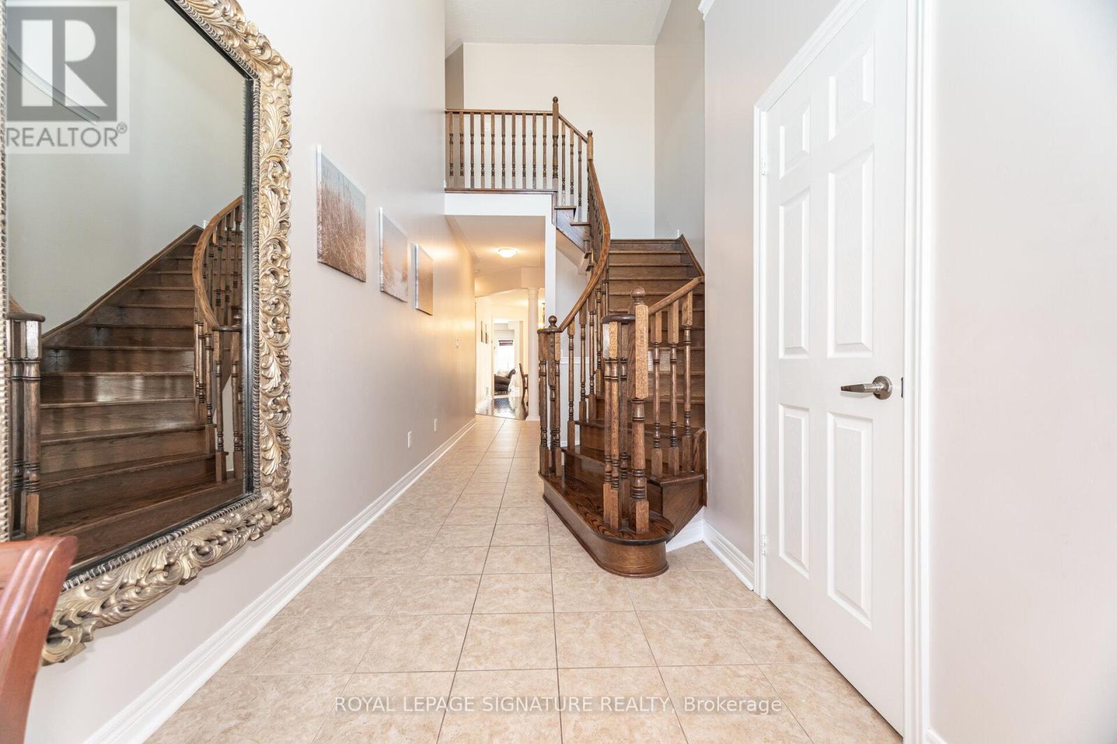 81 Paperbark Avenue, Vaughan, Ontario  L6A 0Y2 - Photo 5 - N12456175