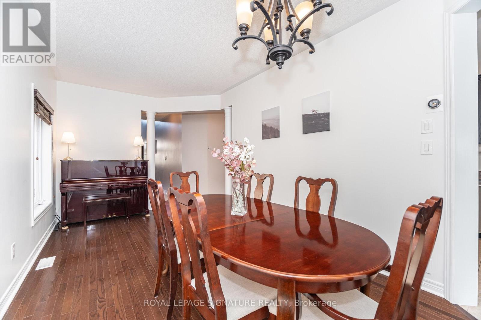 81 Paperbark Avenue, Vaughan, Ontario  L6A 0Y2 - Photo 9 - N12456175