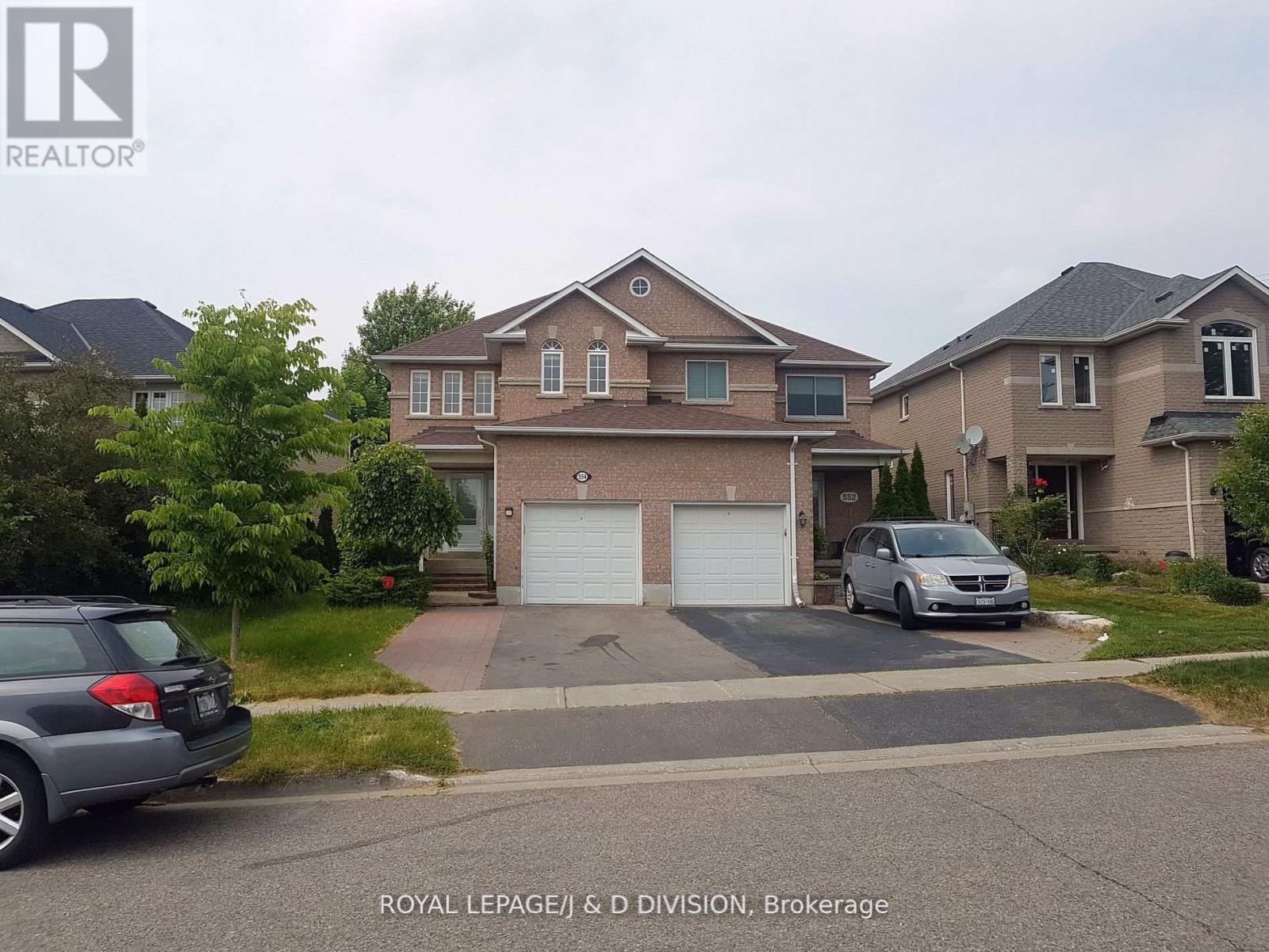 554 HEDDLE CRESCENT, Newmarket, Ontario