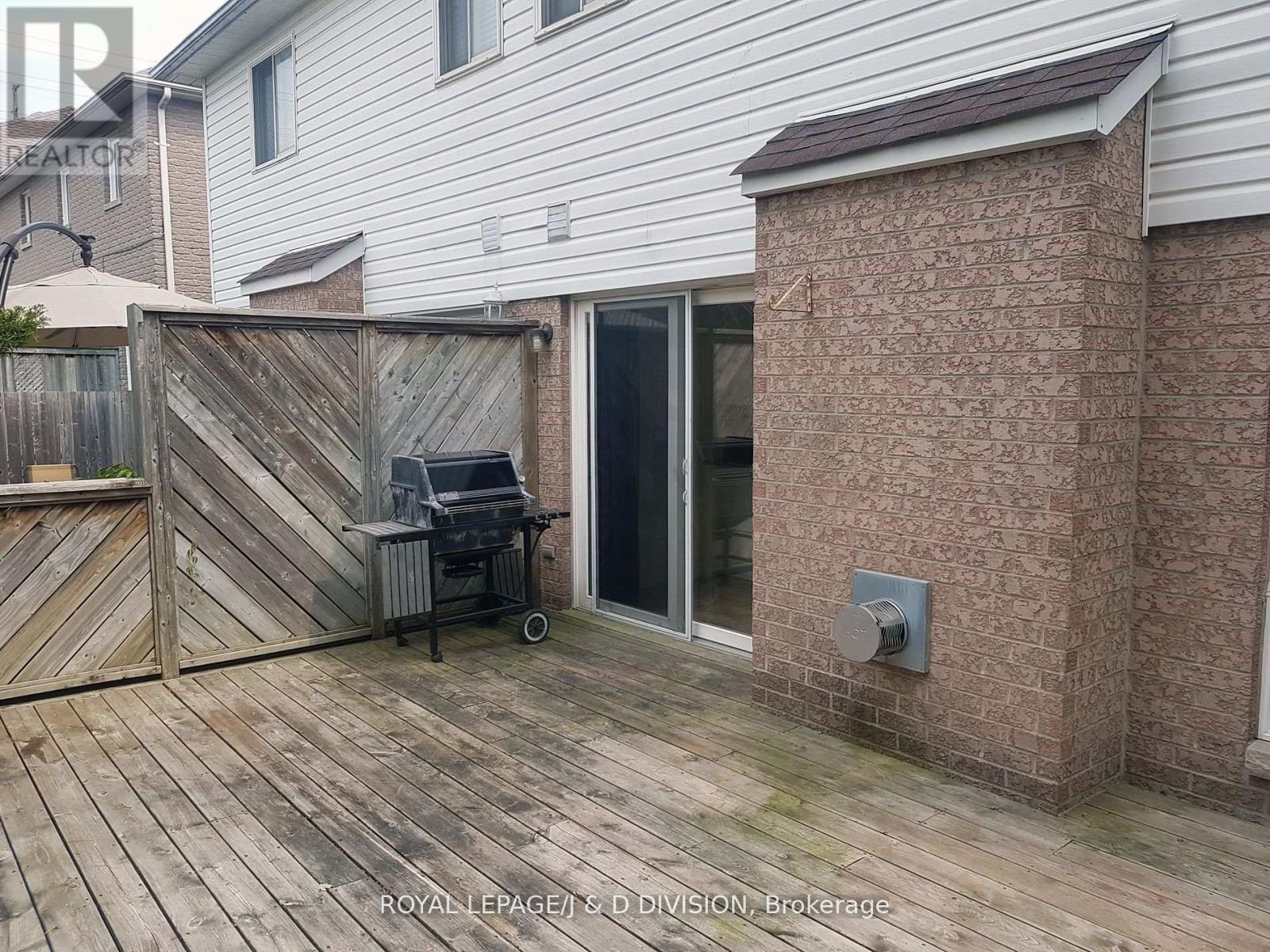 554 Heddle Crescent, Newmarket, Ontario  L3X 2K7 - Photo 15 - N12456183
