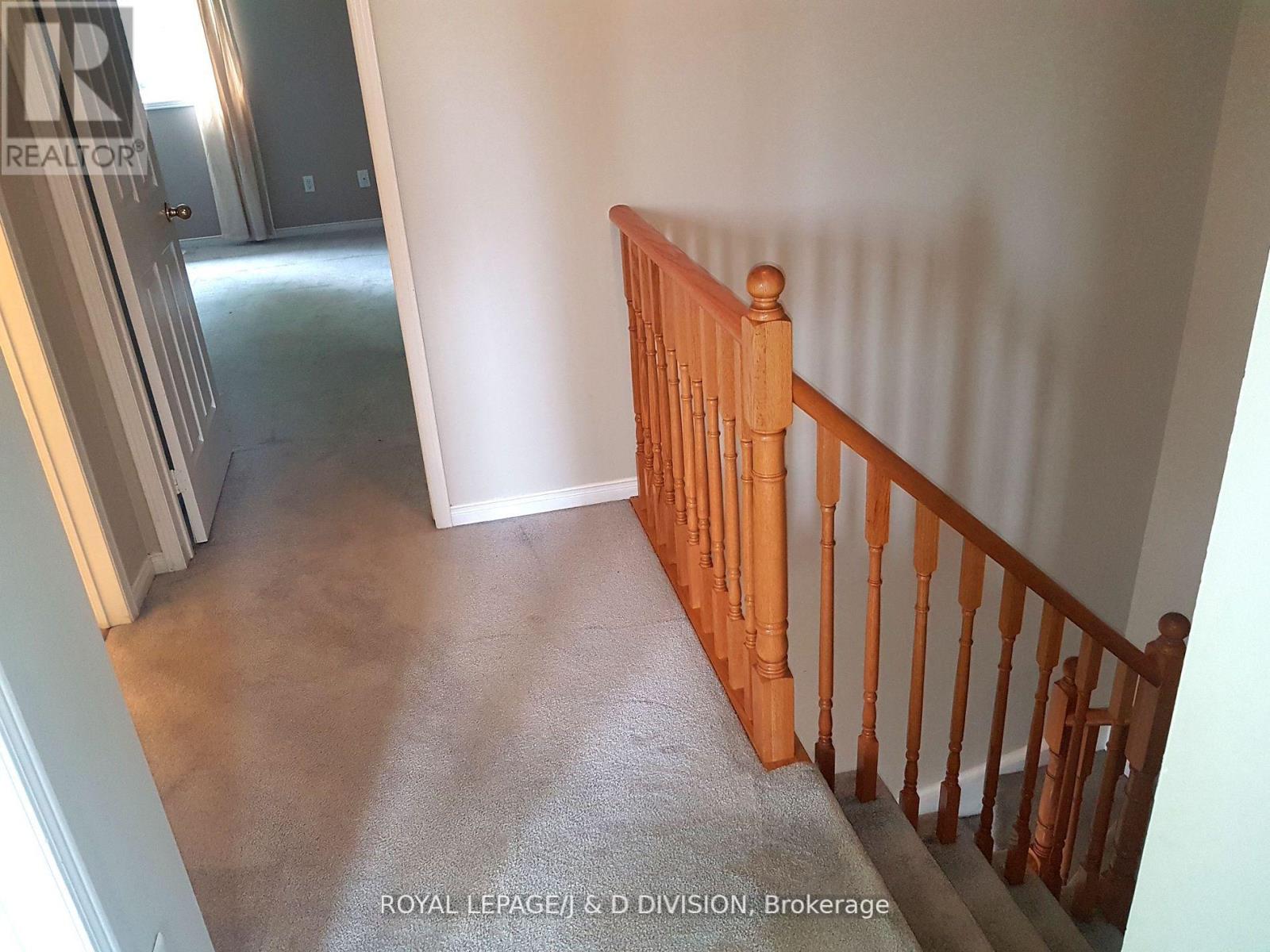 554 Heddle Crescent, Newmarket, Ontario  L3X 2K7 - Photo 19 - N12456183