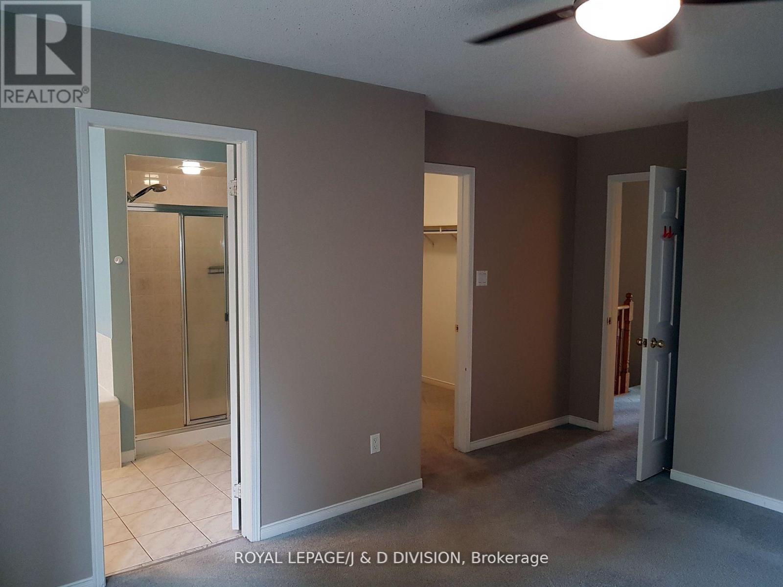 554 Heddle Crescent, Newmarket, Ontario  L3X 2K7 - Photo 22 - N12456183