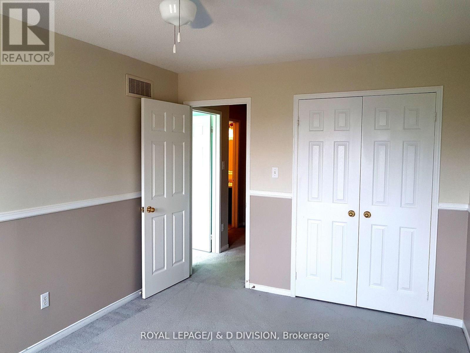 554 Heddle Crescent, Newmarket, Ontario  L3X 2K7 - Photo 28 - N12456183