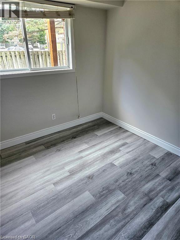 3085 Kingsway Drive Unit# 3, Kitchener, Ontario  N2C 2P1 - Photo 12 - 40778160