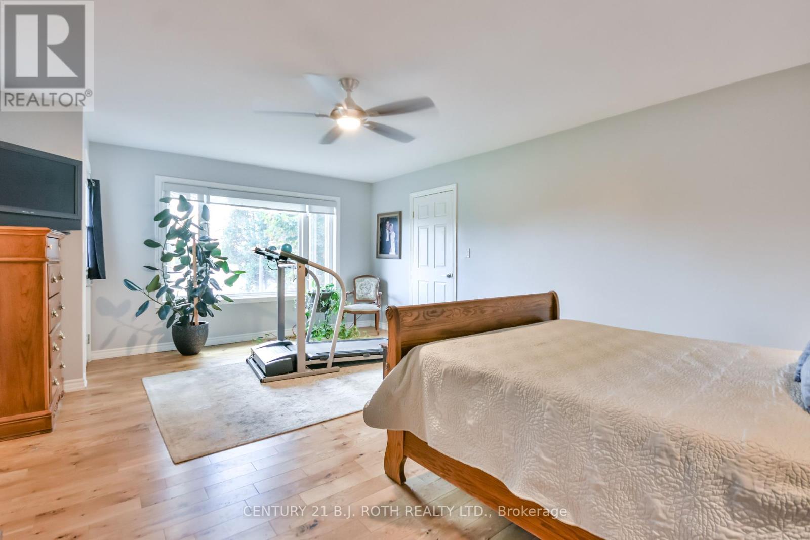 3371 Lake St. George Boulevard, Severn, Ontario  L0K 2B0 - Photo 19 - S12456140
