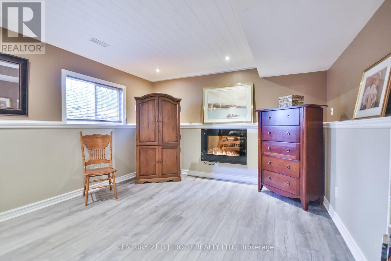 3371 Lake St. George Boulevard, Severn, Ontario  L0K 2B0 - Photo 25 - S12456140