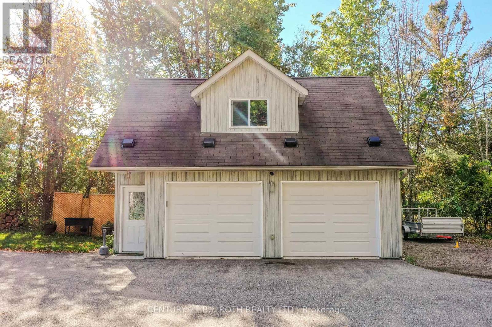 3371 Lake St. George Boulevard, Severn, Ontario  L0K 2B0 - Photo 26 - S12456140