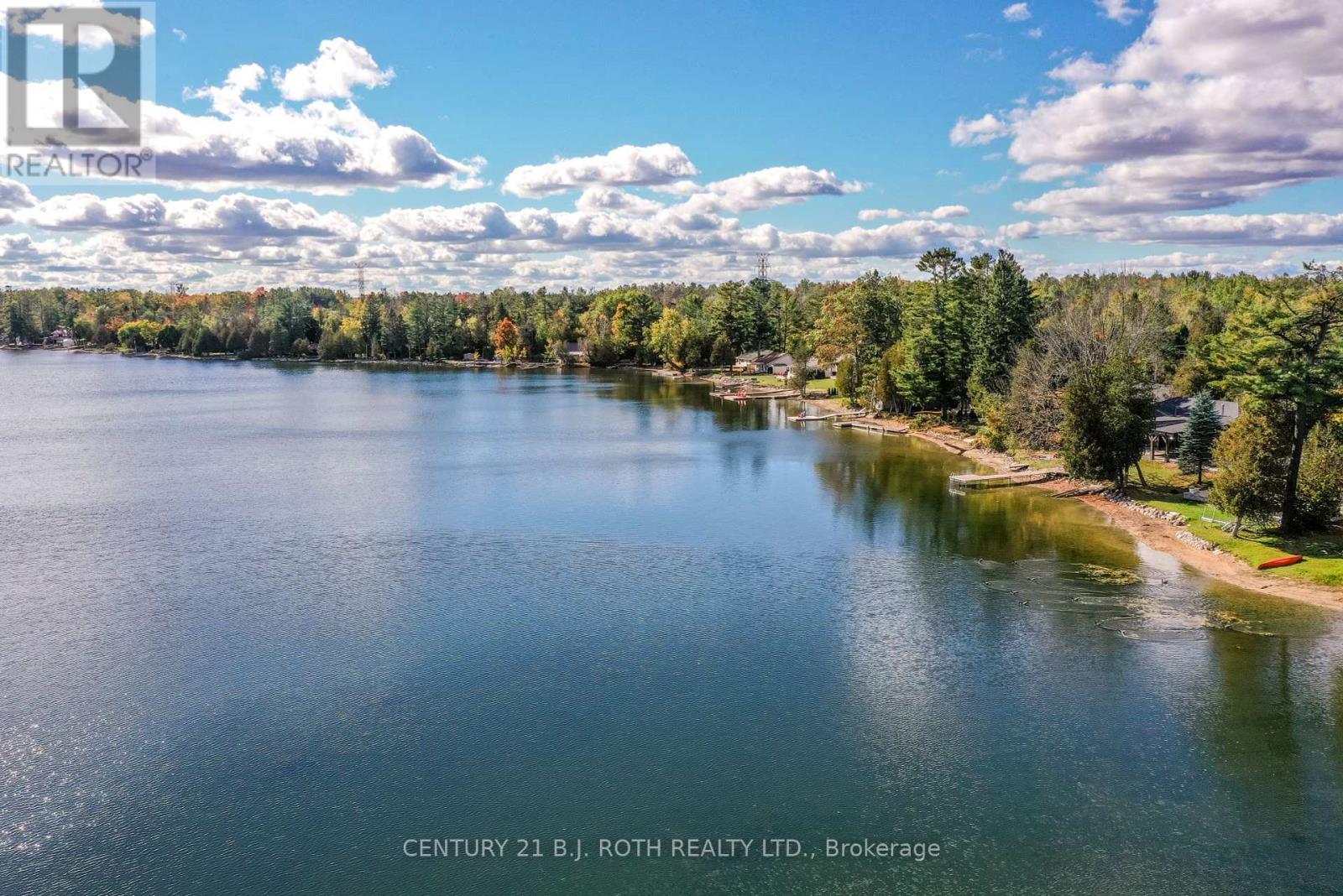 3371 Lake St. George Boulevard, Severn, Ontario  L0K 2B0 - Photo 4 - S12456140