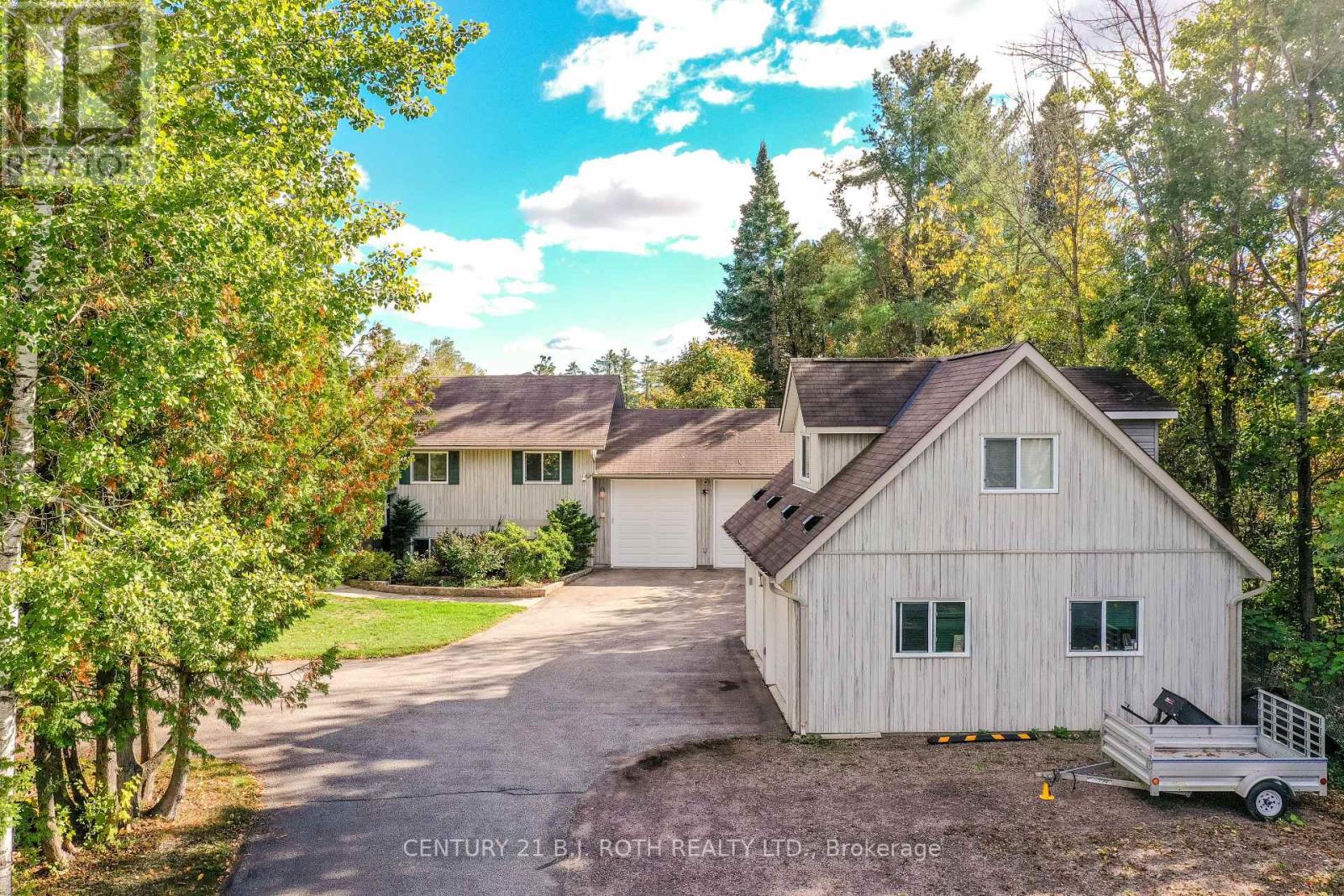3371 Lake St. George Boulevard, Severn, Ontario  L0K 2B0 - Photo 6 - S12456140