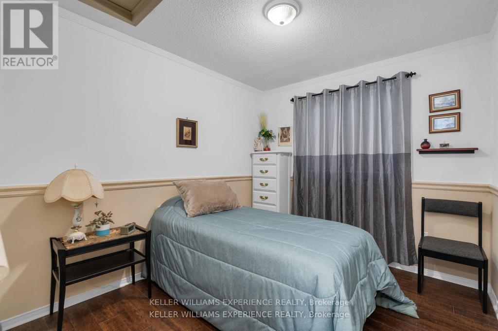 204 Dyer Drive, Wasaga Beach, Ontario  L9Z 1L9 - Photo 7 - S12456188