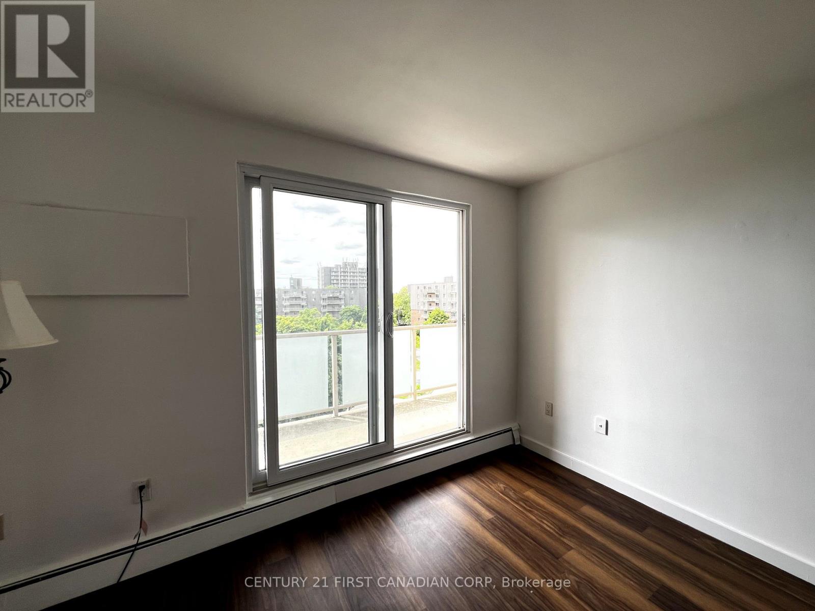 612 - 583 Mornington Avenue, London East (East G), Ontario  N5Y 3E9 - Photo 15 - X12456268