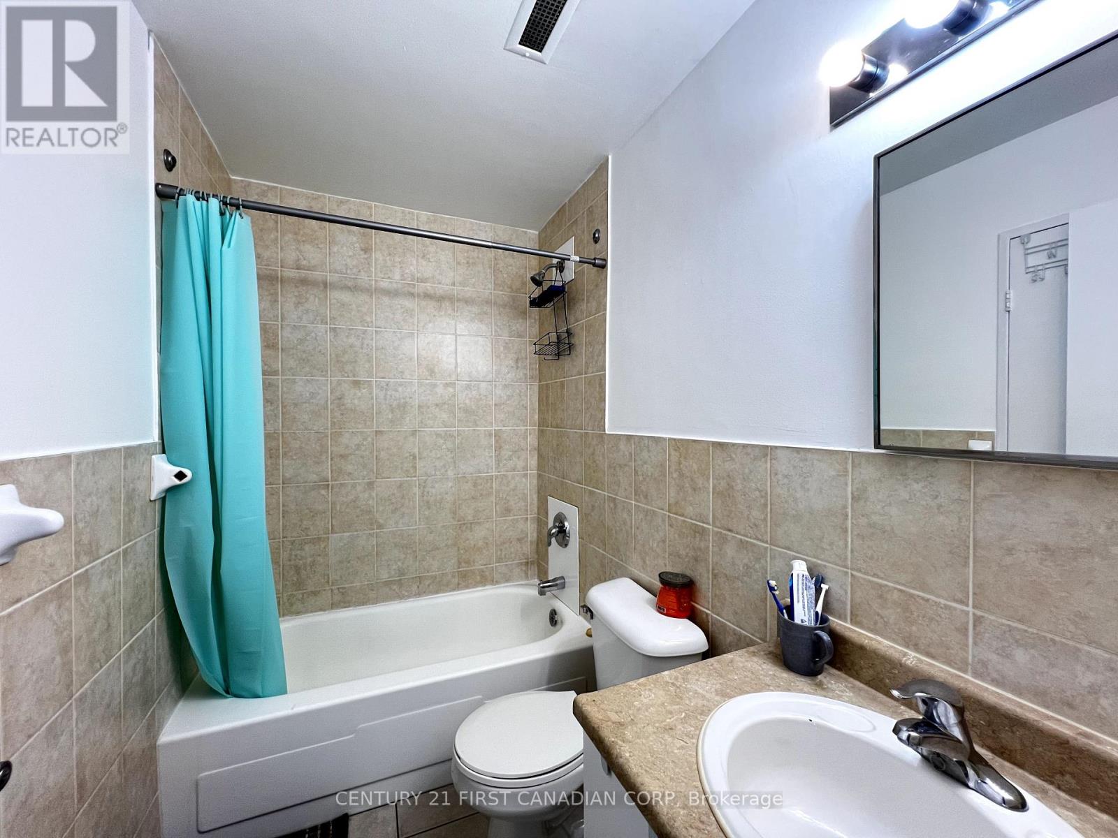612 - 583 Mornington Avenue, London East (East G), Ontario  N5Y 3E9 - Photo 19 - X12456268