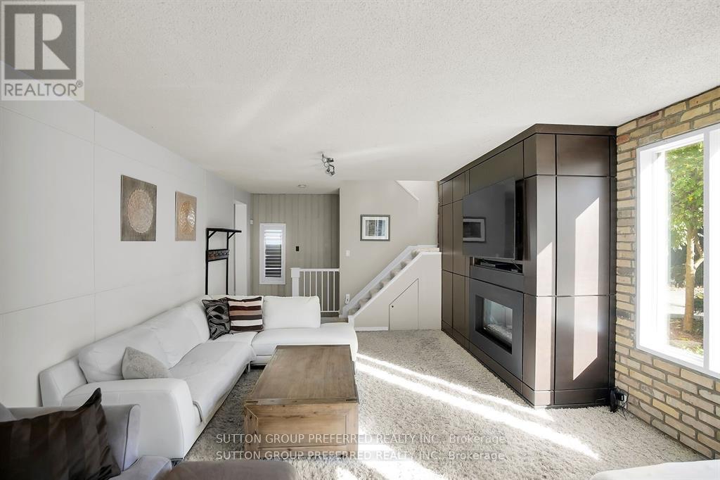 694 Colborne Street, London East (East F), Ontario  N6A 3Z5 - Photo 15 - X12456271