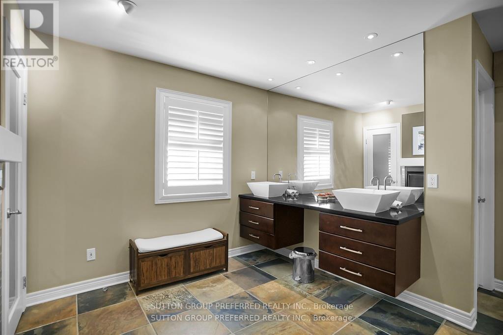 694 Colborne Street, London East (East F), Ontario  N6A 3Z5 - Photo 26 - X12456271