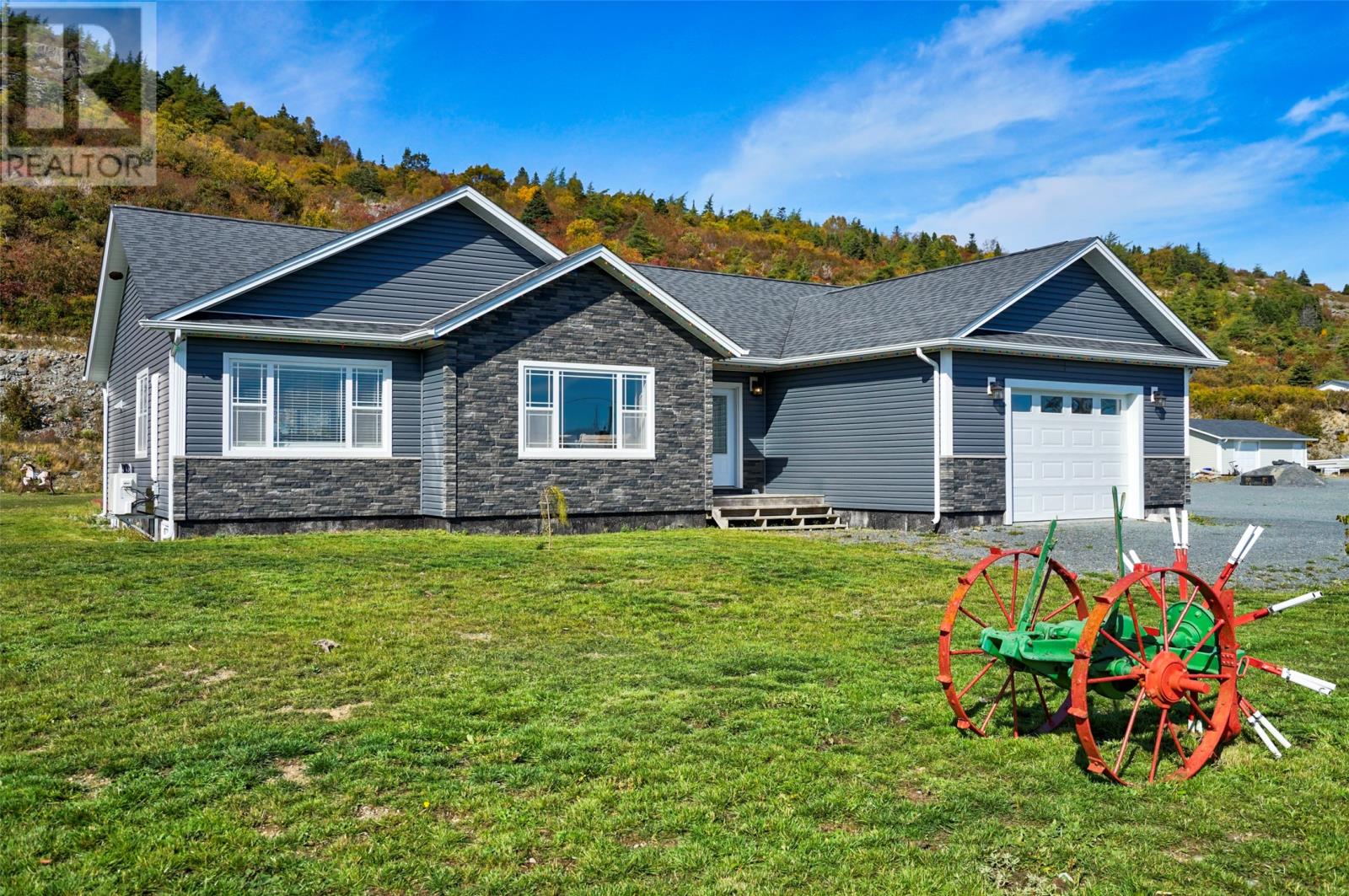 74 Butlerville Road, Bay Roberts, Newfoundland & Labrador  A0A 1G0 - Photo 2 - 1291373