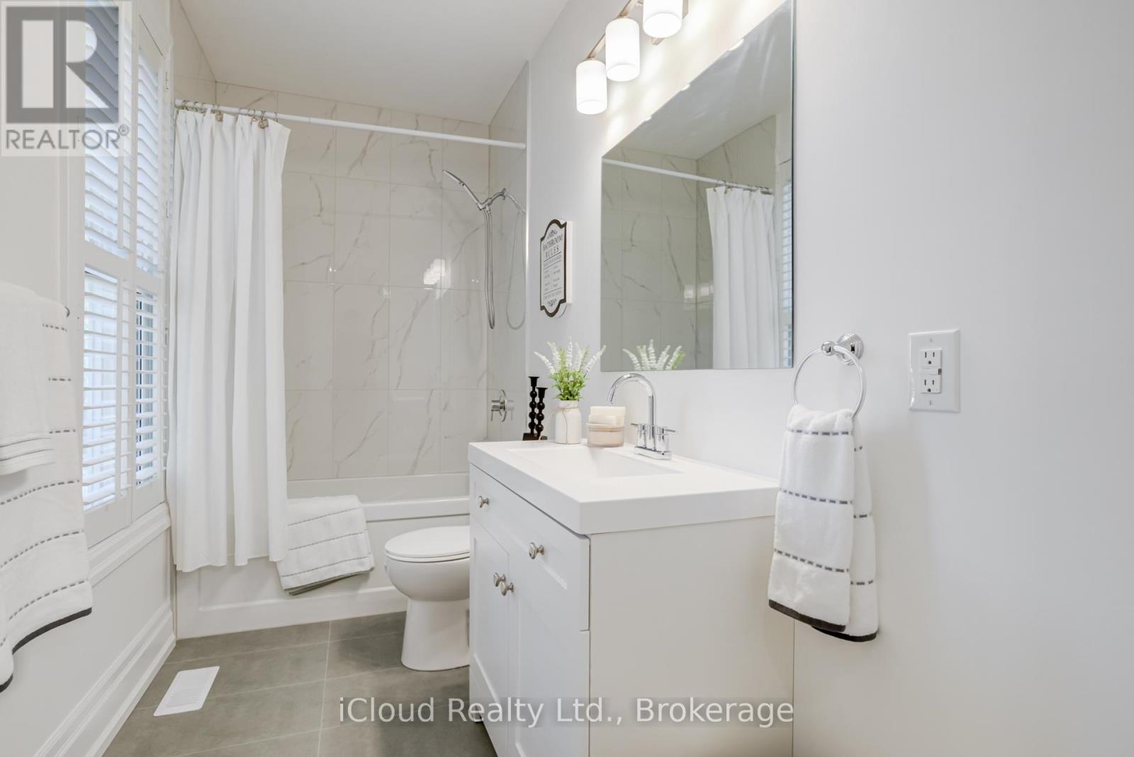 63 Zina Street, Orangeville, Ontario  L9W 1E5 - Photo 31 - W12456090