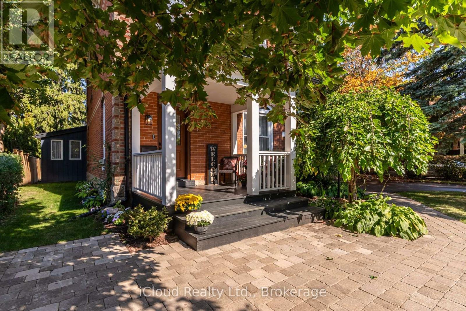 63 Zina Street, Orangeville, Ontario  L9W 1E5 - Photo 5 - W12456090