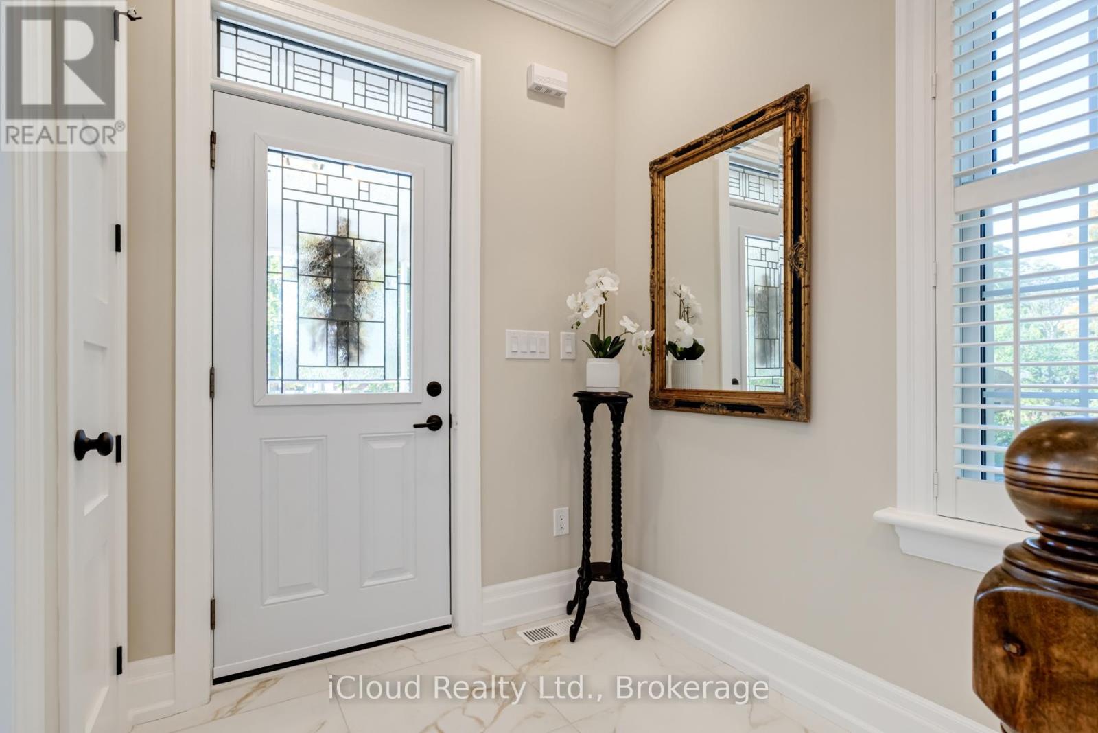 63 Zina Street, Orangeville, Ontario  L9W 1E5 - Photo 8 - W12456090