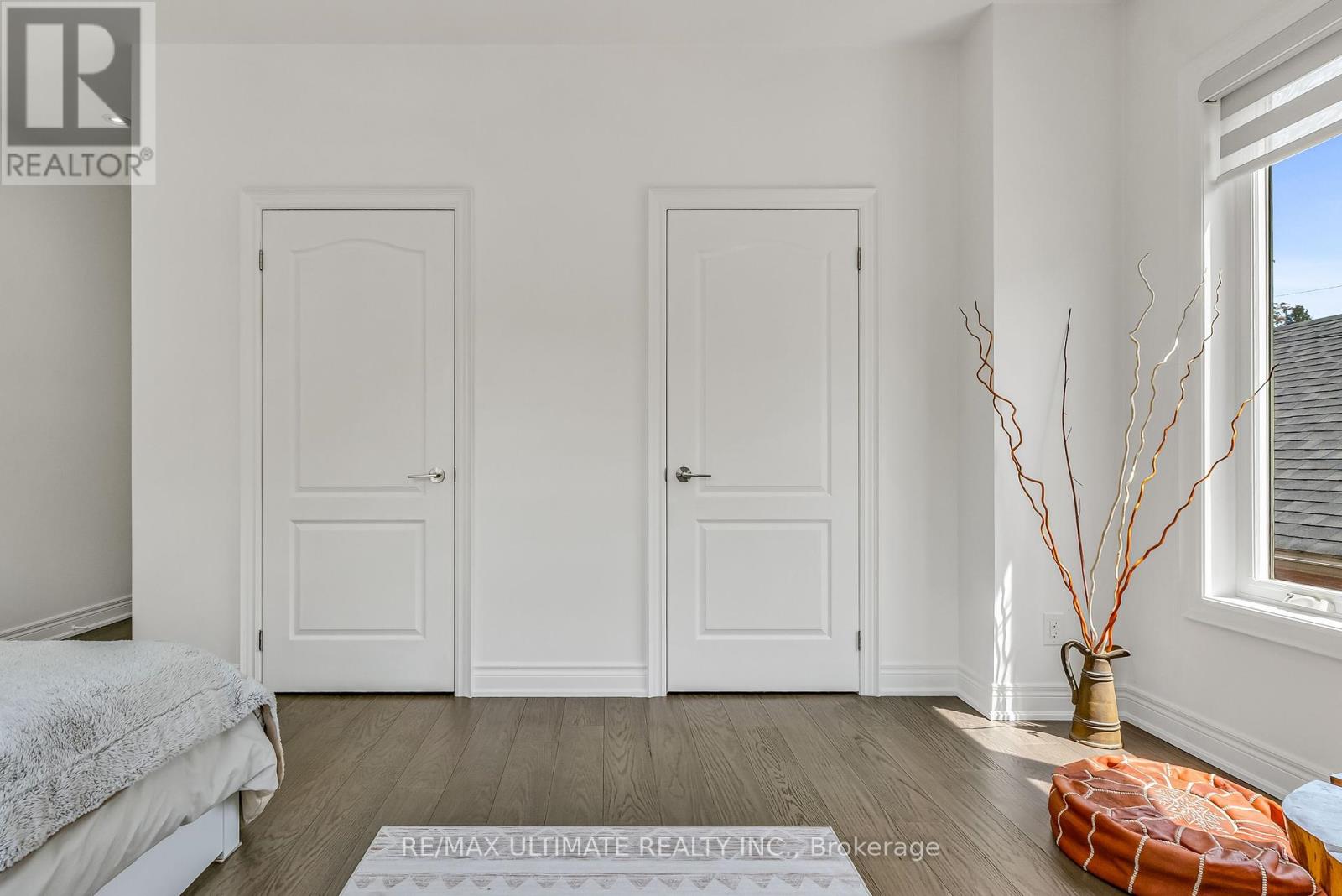 420 Harvie Avenue, Toronto, Ontario  M6E 4L8 - Photo 21 - W12456096
