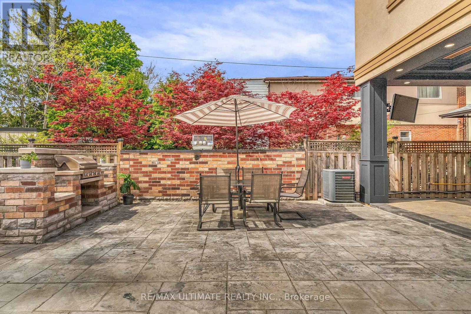 420 Harvie Avenue, Toronto, Ontario  M6E 4L8 - Photo 32 - W12456096