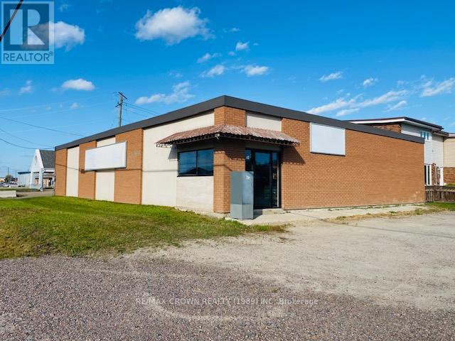 33 Brunelle Road N, Kapuskasing, Ontario  P5N 2M1 - Photo 1 - T12456221