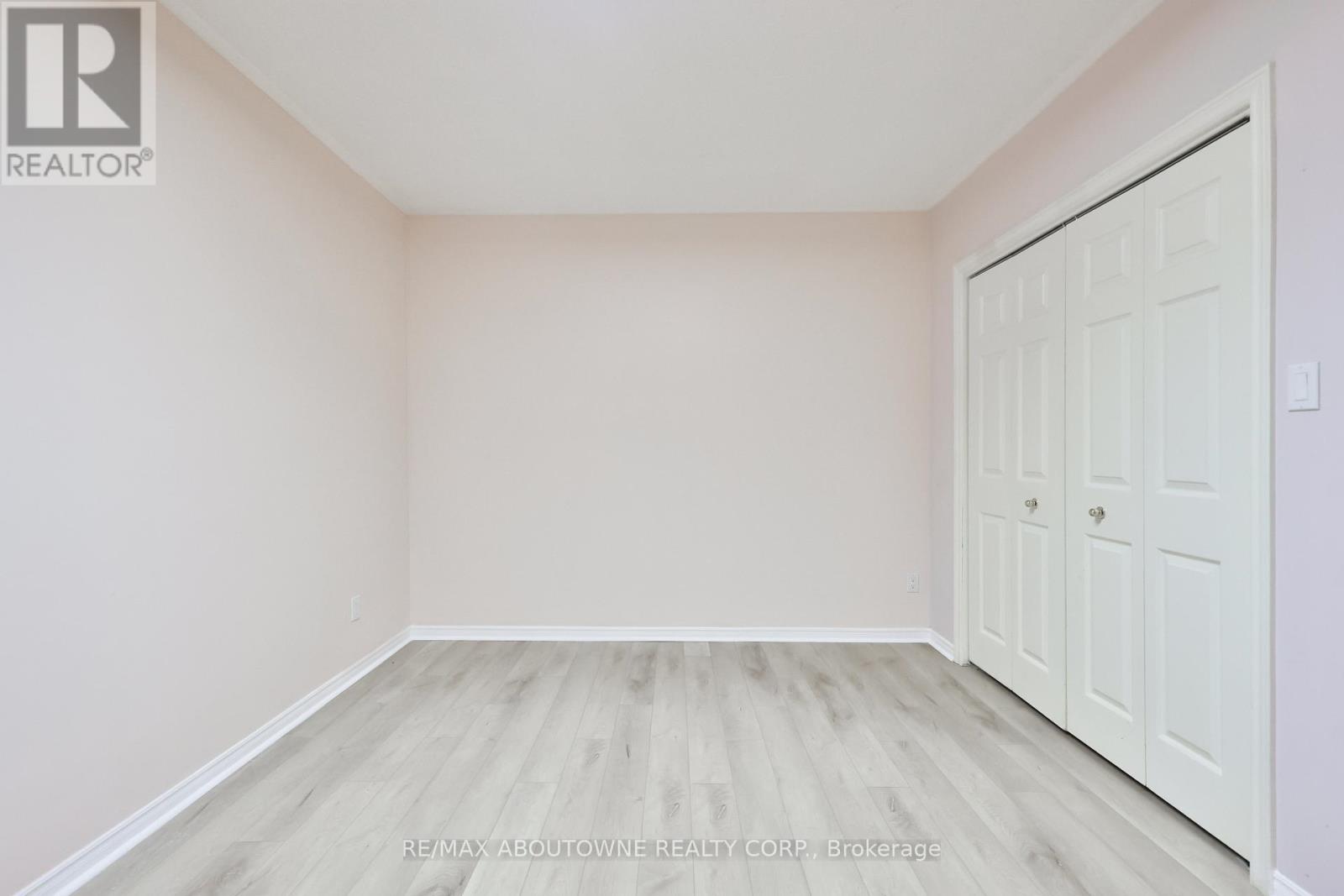78 West River Street, Oakville, Ontario  L6L 3B5 - Photo 39 - W12456105