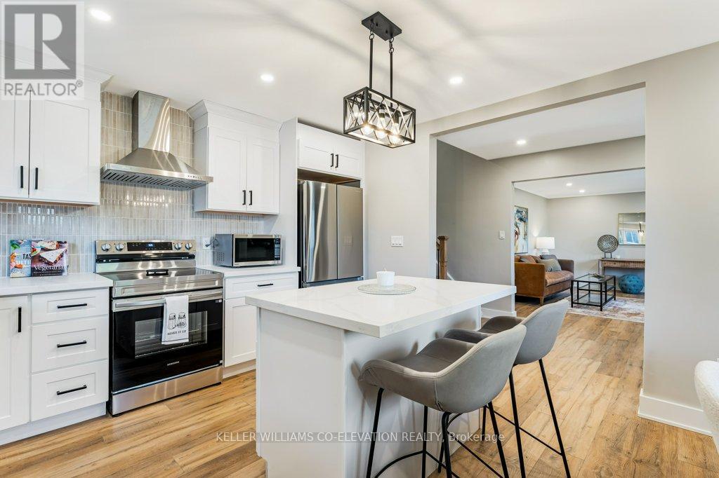 664 Chestnut Place, Burlington, Ontario  L7N 3E8 - Photo 16 - W12456106