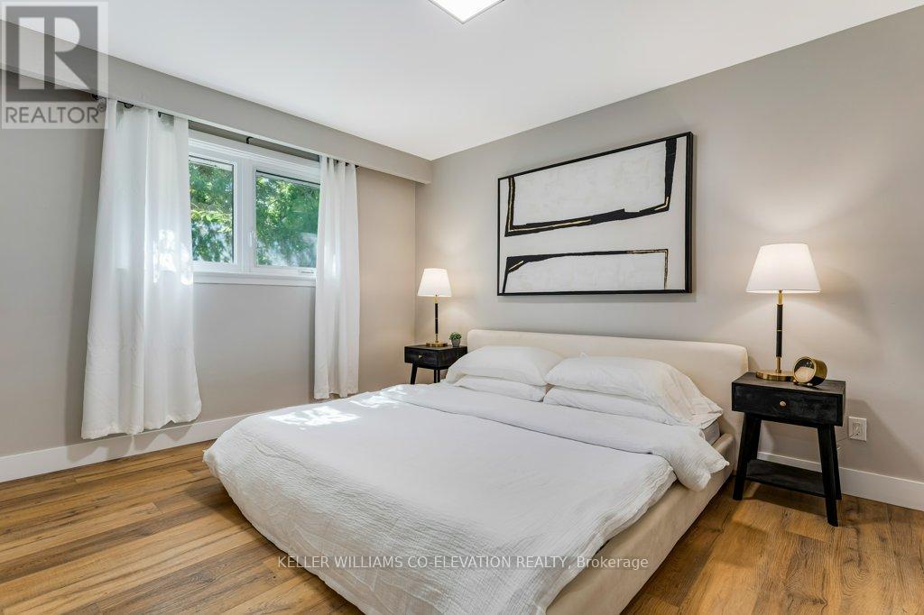 664 Chestnut Place, Burlington, Ontario  L7N 3E8 - Photo 22 - W12456106