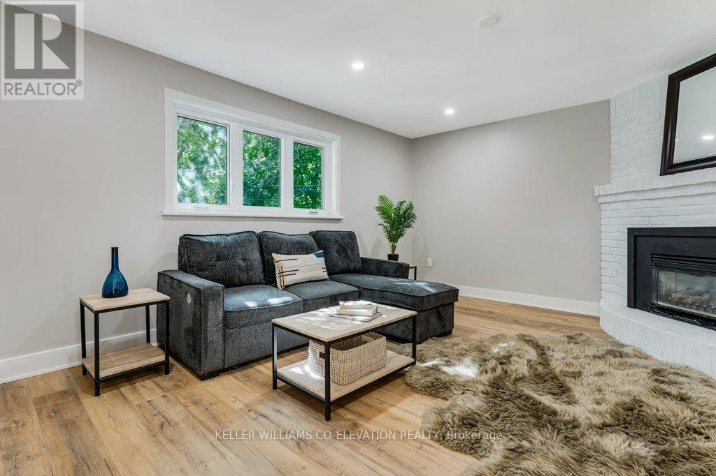 664 Chestnut Place, Burlington, Ontario  L7N 3E8 - Photo 24 - W12456106
