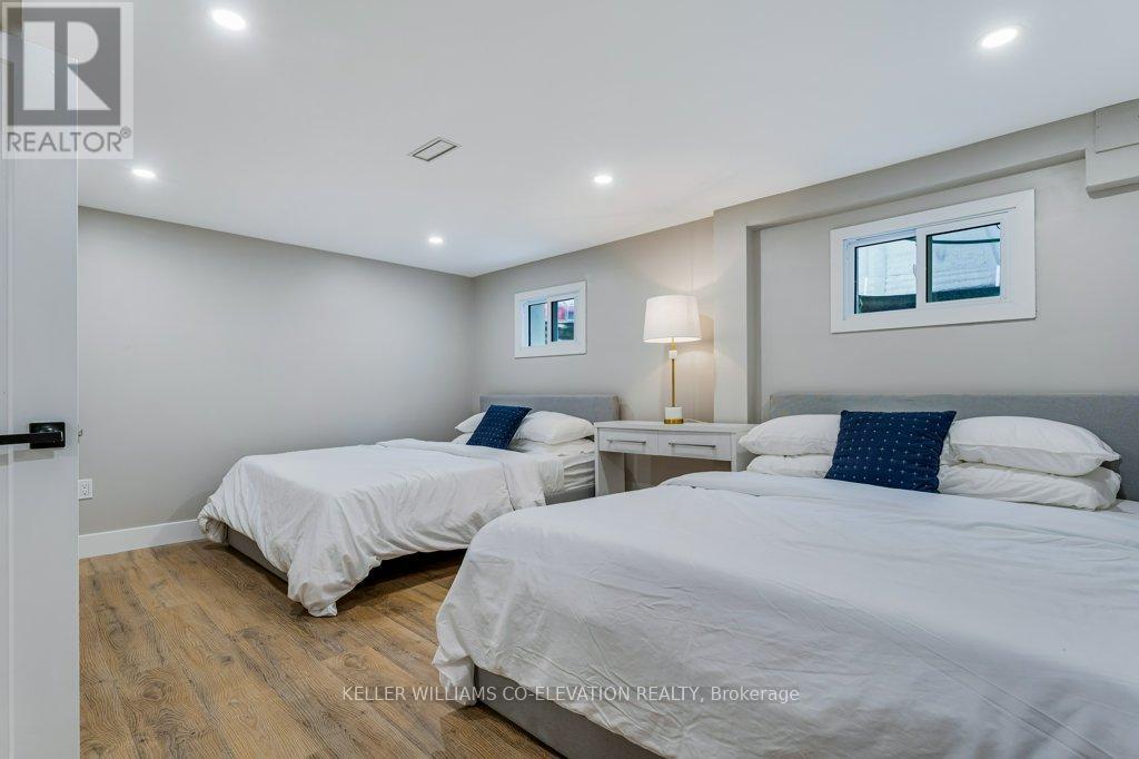 664 Chestnut Place, Burlington, Ontario  L7N 3E8 - Photo 31 - W12456106