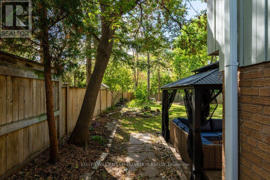 664 Chestnut Place, Burlington, Ontario  L7N 3E8 - Photo 34 - W12456106