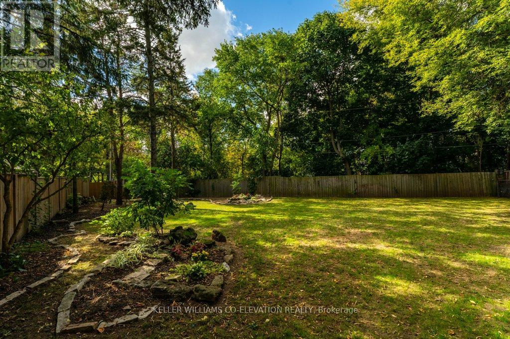 664 Chestnut Place, Burlington, Ontario  L7N 3E8 - Photo 42 - W12456106