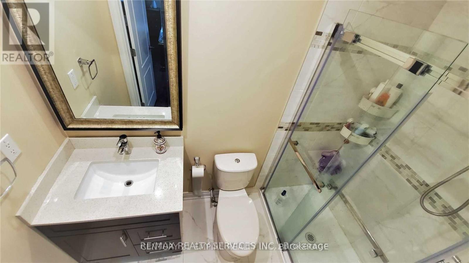 20 Murdoch Drive, Brampton, Ontario  L6X 3Y2 - Photo 10 - W12456141