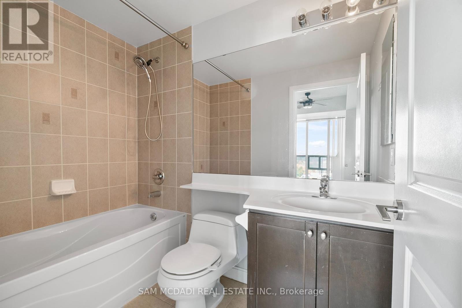911 - 80 Absolute Avenue, Mississauga, Ontario  L4Z 0A5 - Photo 16 - W12456156
