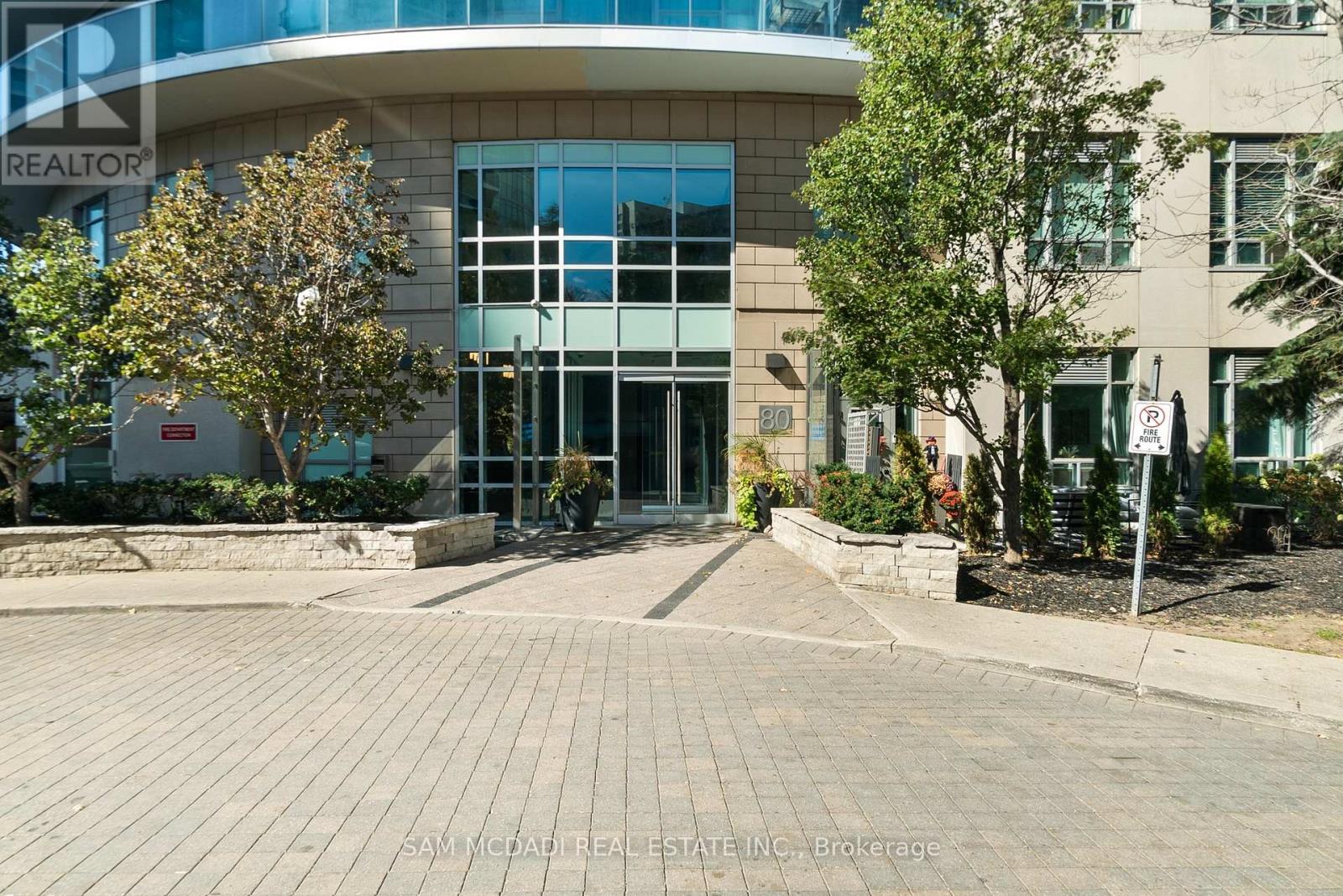 911 - 80 Absolute Avenue, Mississauga, Ontario  L4Z 0A5 - Photo 3 - W12456156